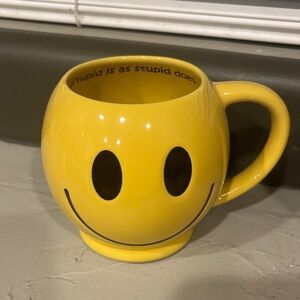 Bubba Gumps Stupid is as stupid does Yellow Smiley Face Ceramic Mug